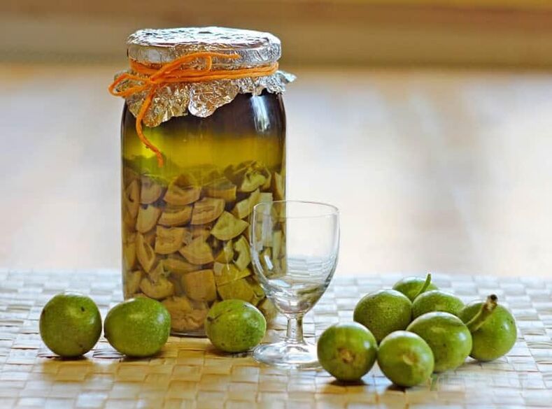 Decoction of young walnuts against pests